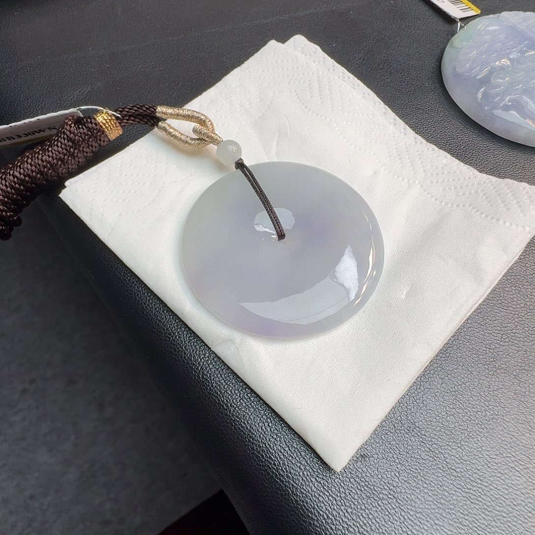 颈饰未镶嵌翡翠吊坠