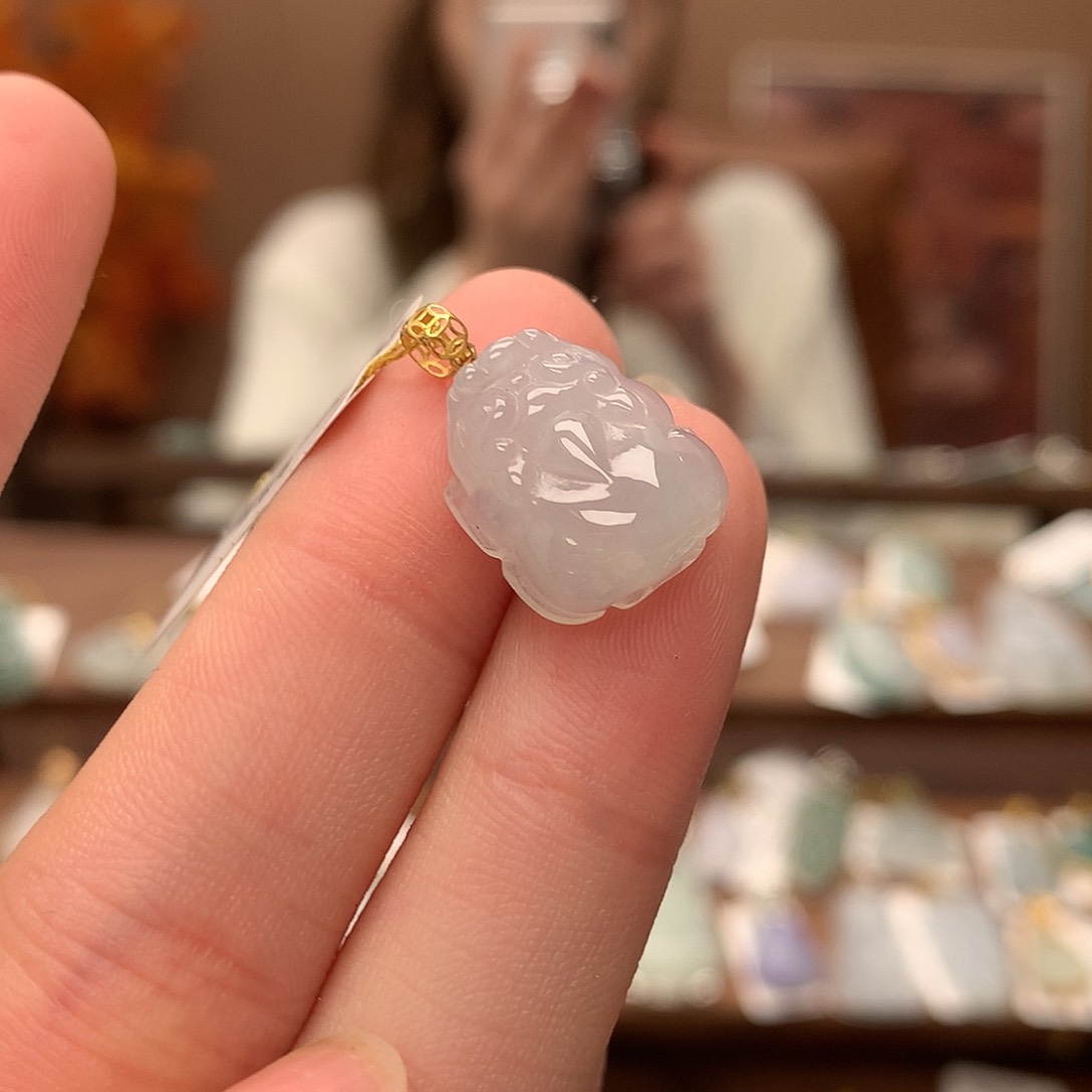 翡翠吊坠(不含链)18K金镶嵌