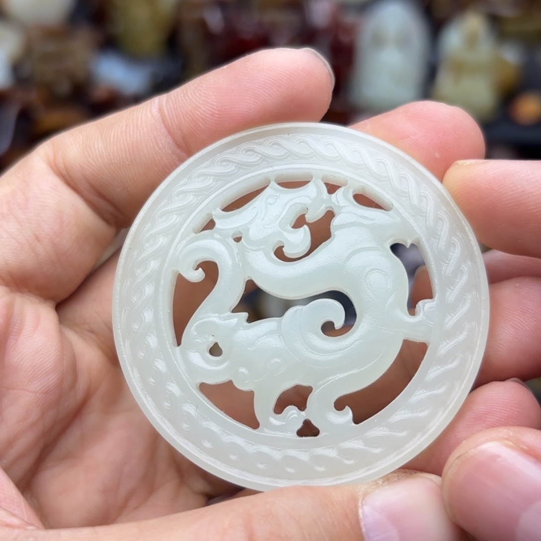 和田玉未镶嵌挂件