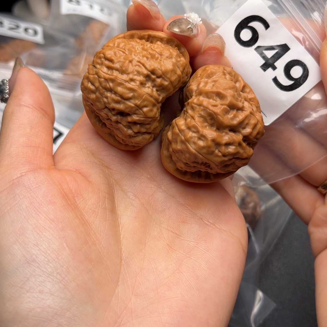 文玩核桃吊坠蛙饼42