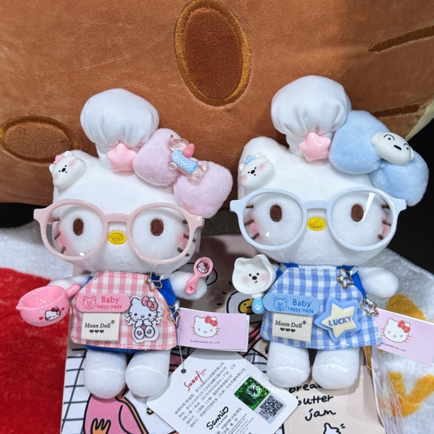 正版【小白】HelloKitty包挂件女生钥匙扣生日礼物