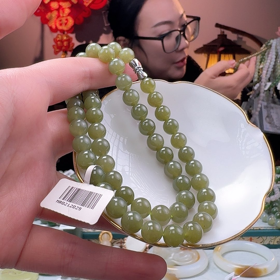 和田玉手串未镶嵌
