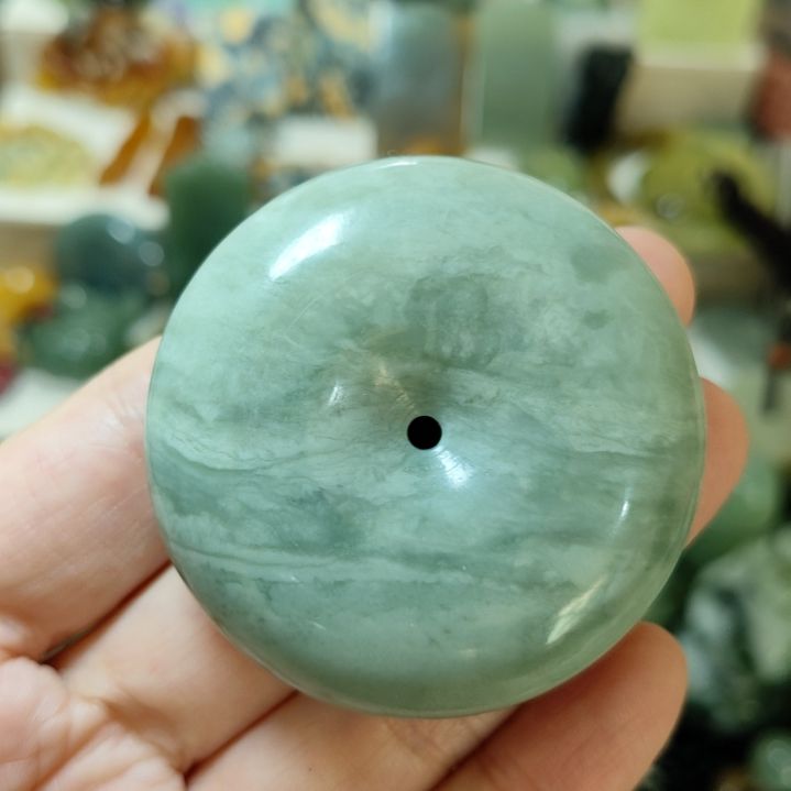 岫玉未镶嵌平安扣