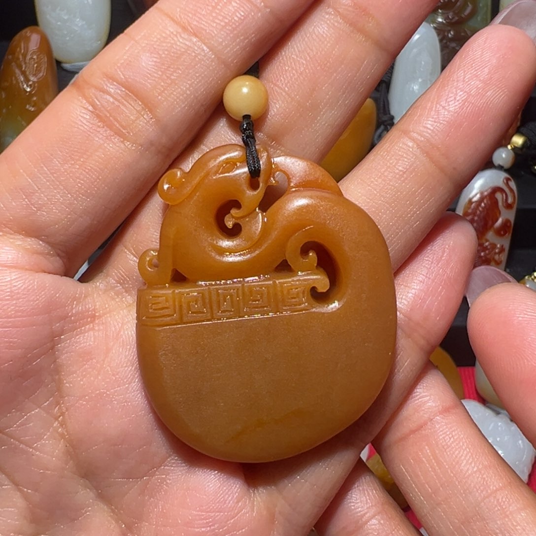 和田玉挂件未镶嵌