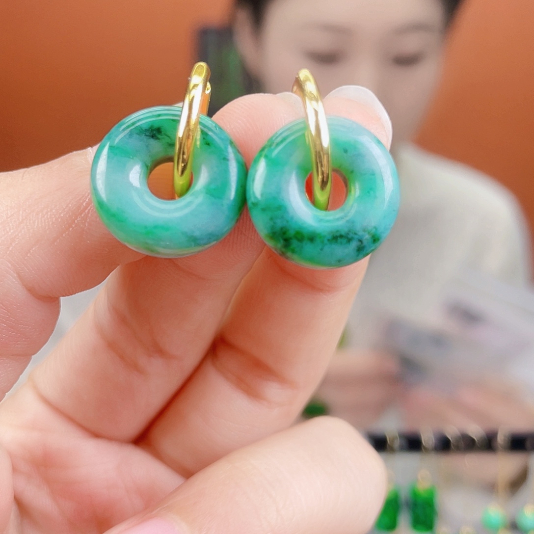 翡翠未镶嵌耳饰饰品