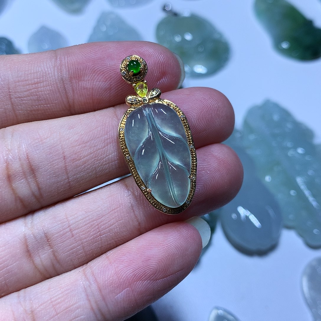 定制翡翠未镶嵌翡翠