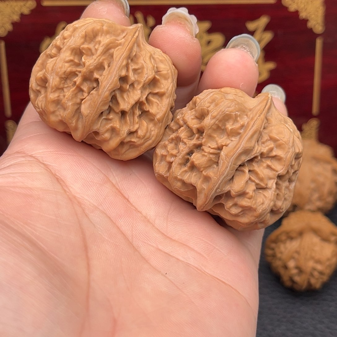 文玩核桃吊坠方块