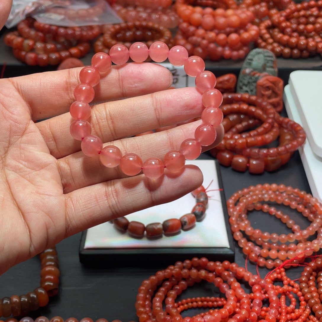 南红玛瑙手链未镶嵌