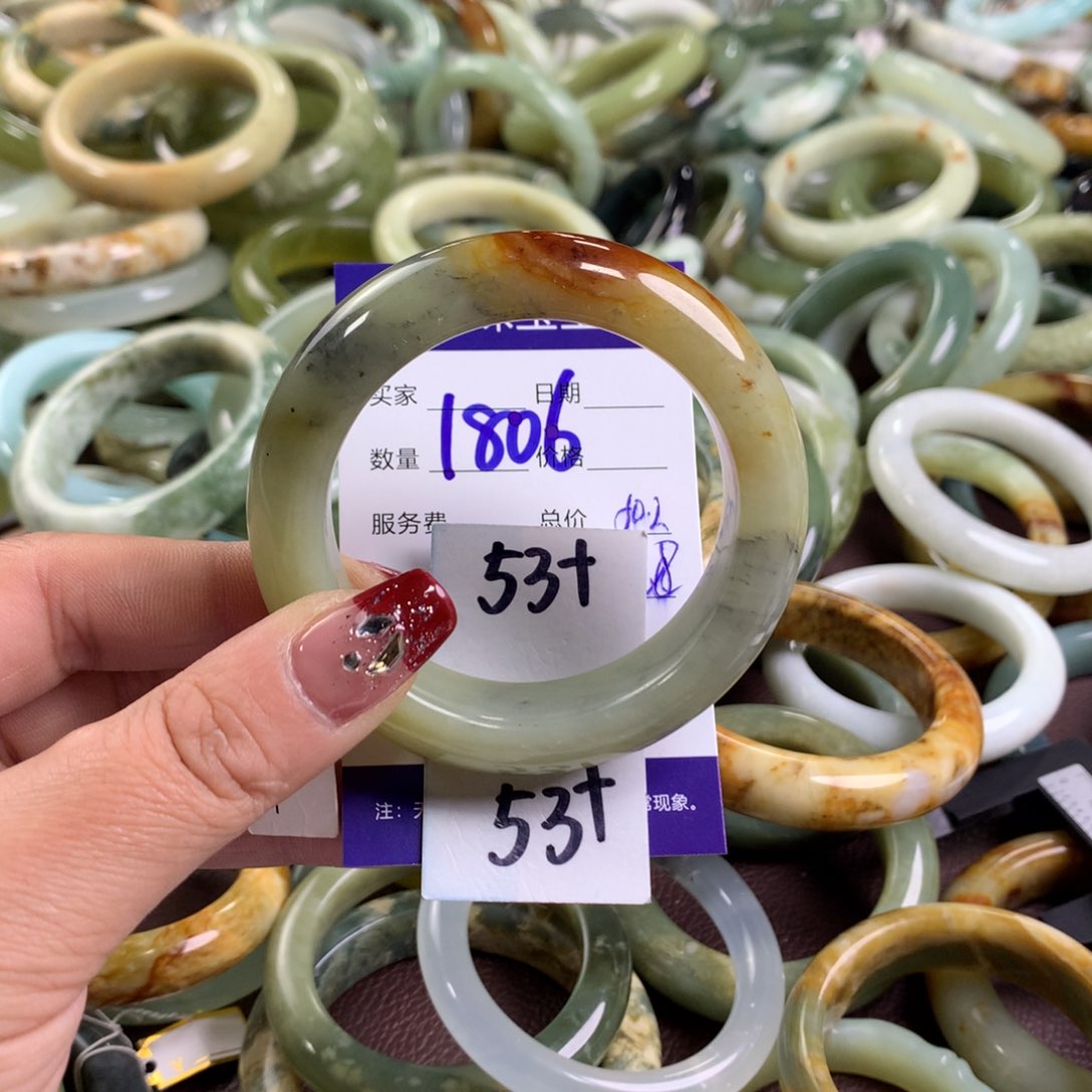 蛇纹石玉手镯未镶嵌1806