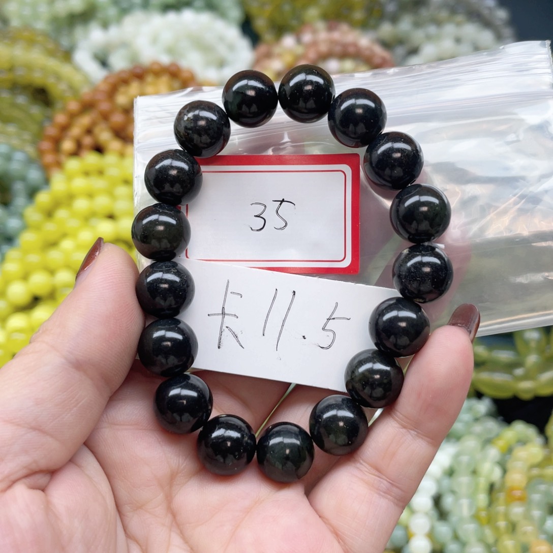 未镶嵌蛇纹石玉手链