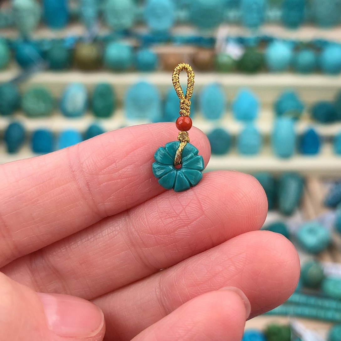 绿松石未镶嵌珠宝奇石