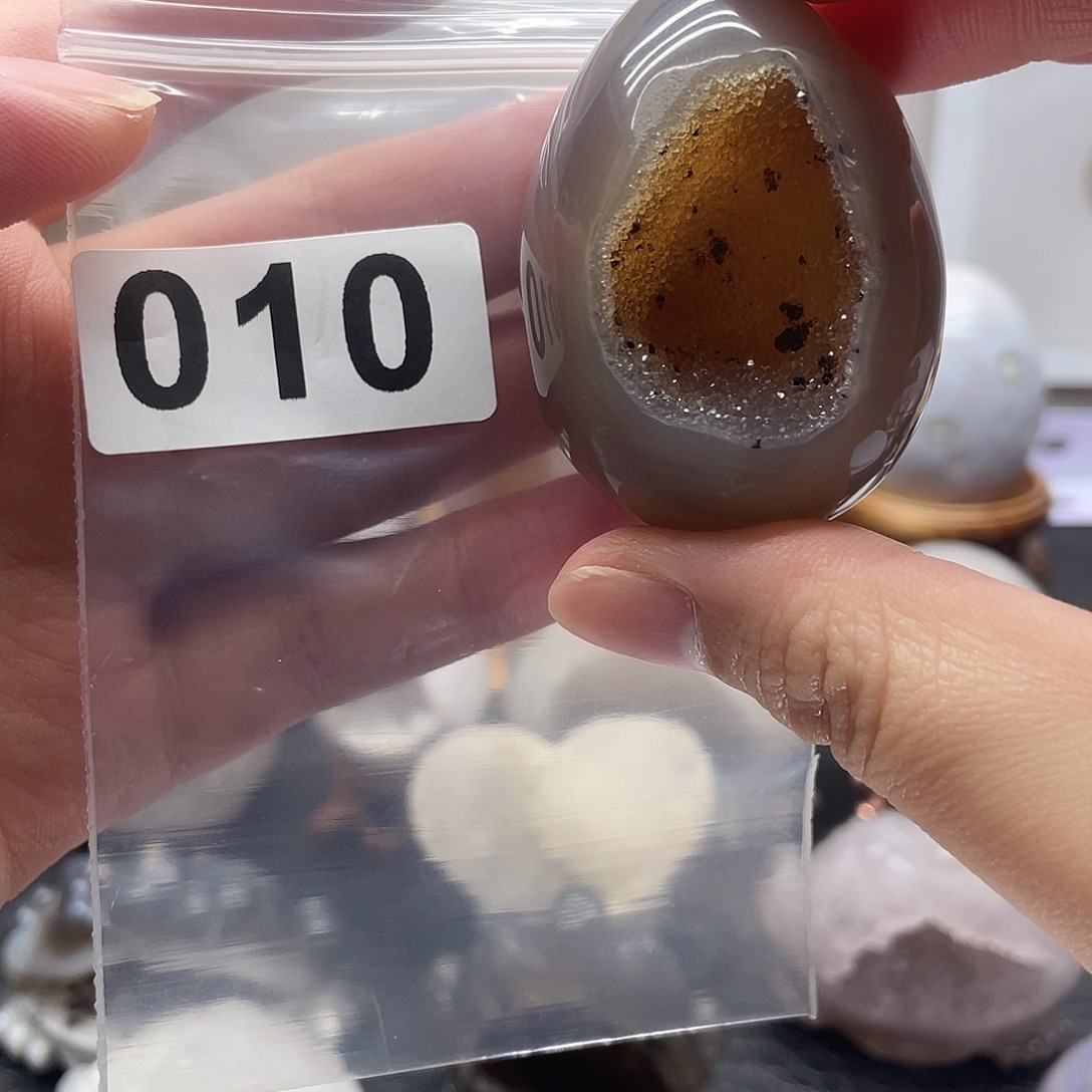 鹏***弟水晶大型摆件（非配饰）未镶嵌