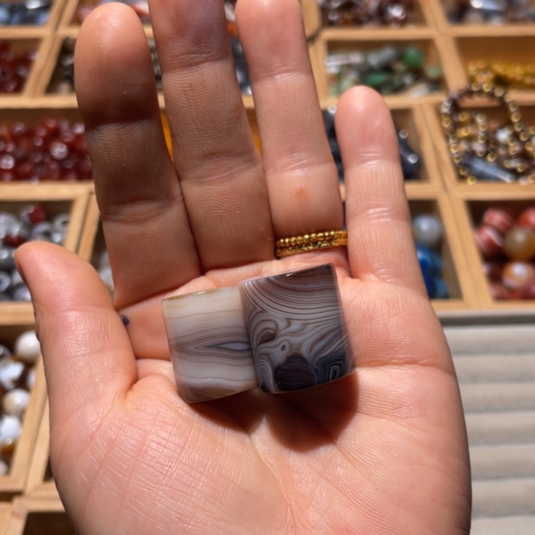 玛瑙/玉髓未镶嵌珠宝半成品