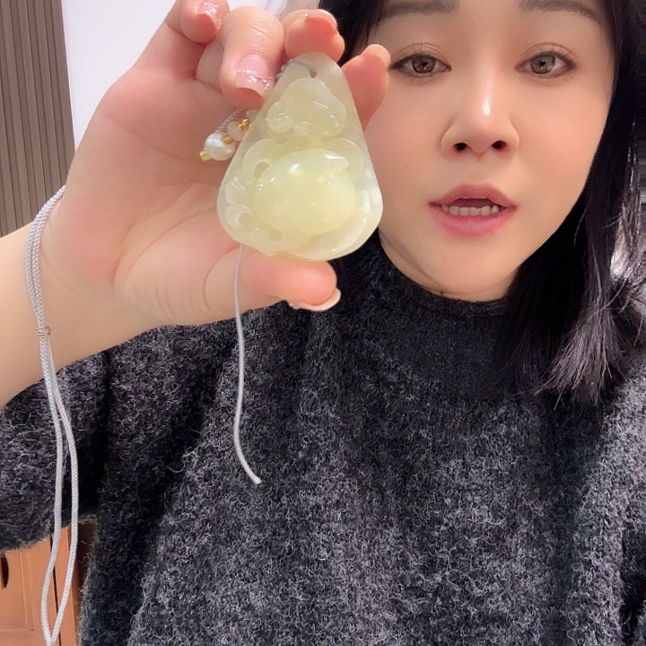 蛇纹石玉合金颈饰