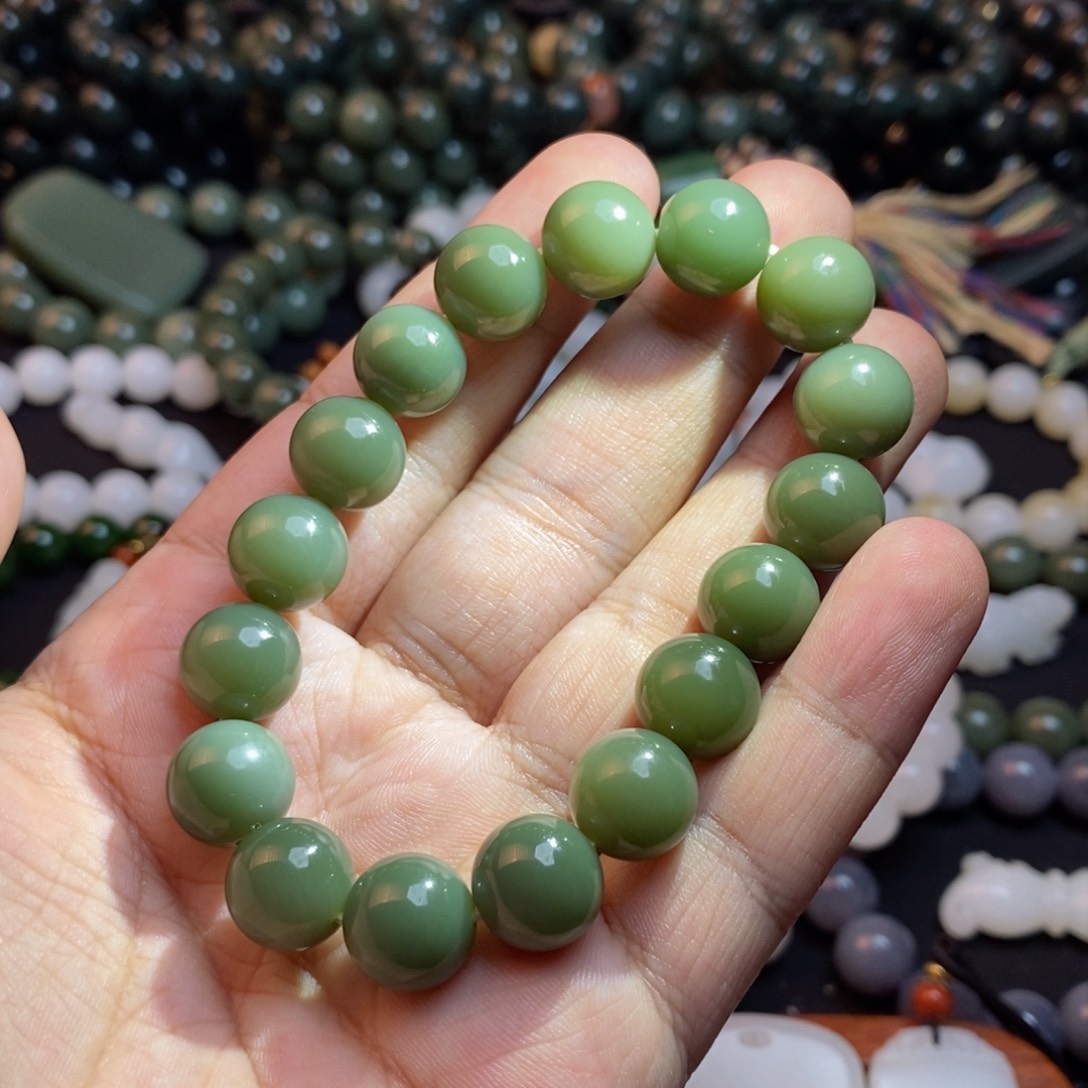 未镶嵌和田玉手串