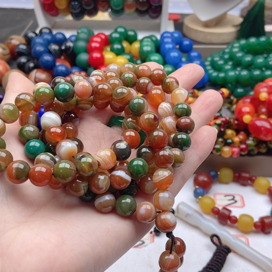 【闪购商品】玛瑙/玉髓手链未镶嵌简*.