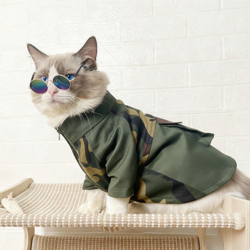 韩露原创猫咪工装迷彩拼色立体袋帅气布偶猫衣服新款猫孩子冲锋衣