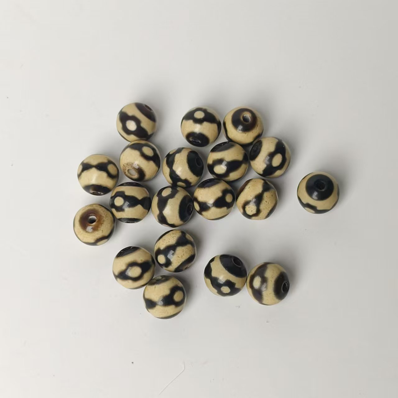 生日福利！白芯渗透台珠坛城 多样性发货，发十颗 88250623-24