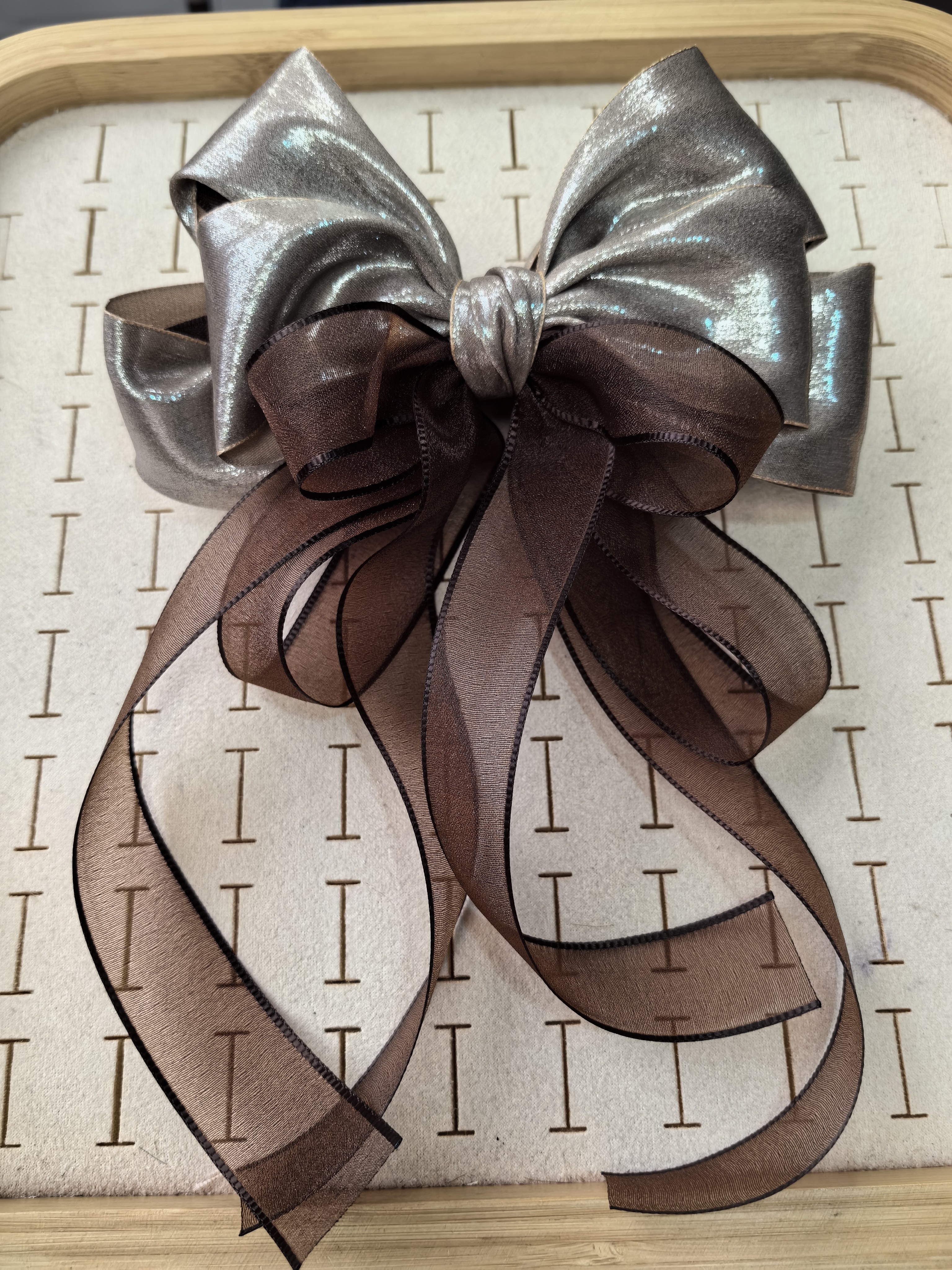 咖金长漂香蕉夹横夹马尾夹飘带款