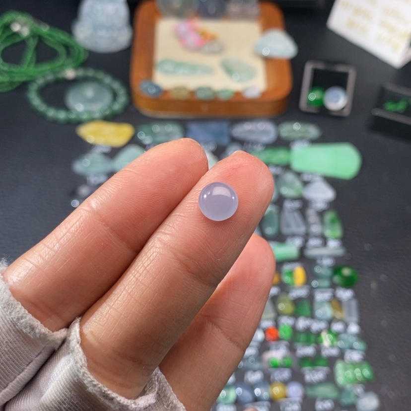 【闪购商品】翡翠挂件未镶嵌蛋