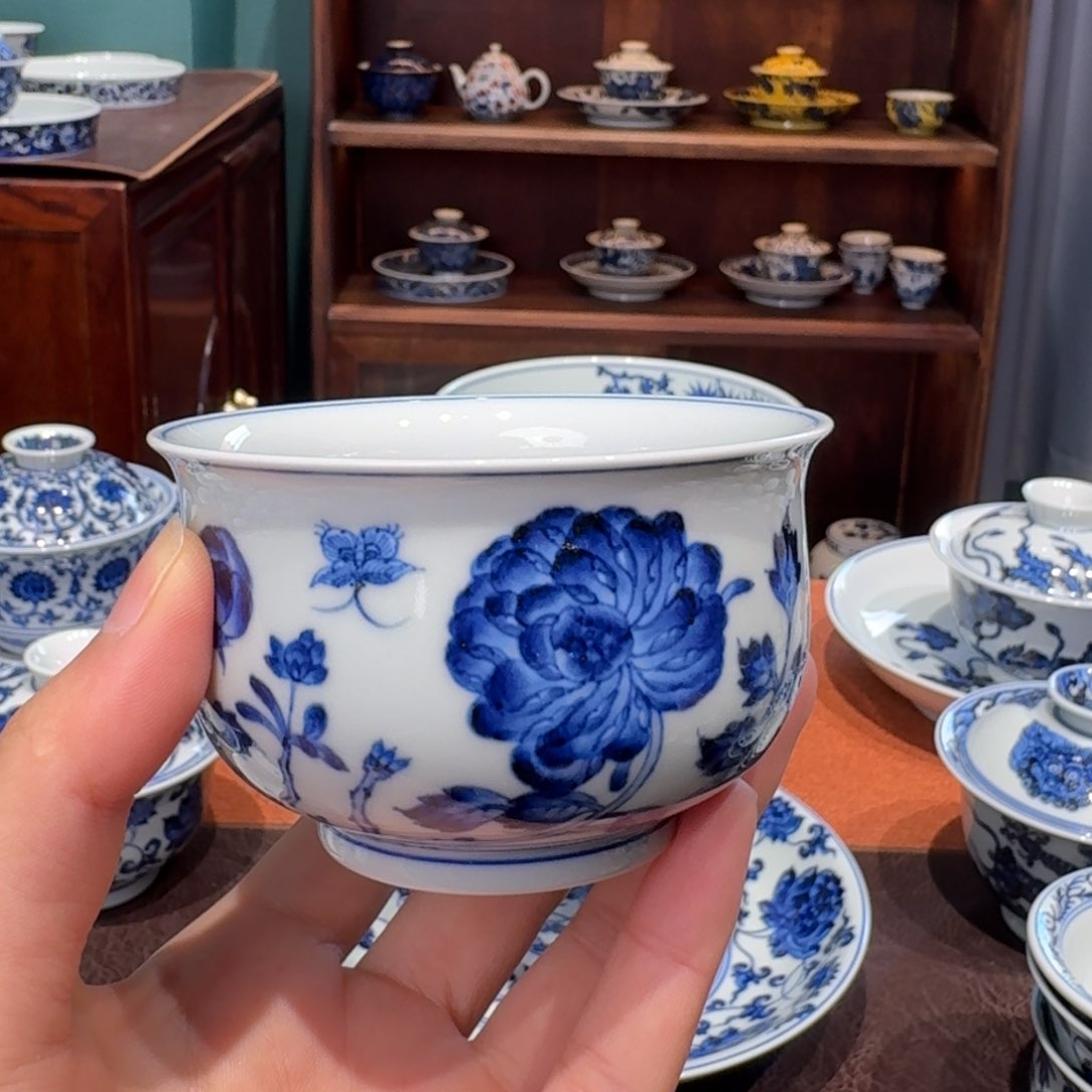 青花雯华堂手绘杯杯
