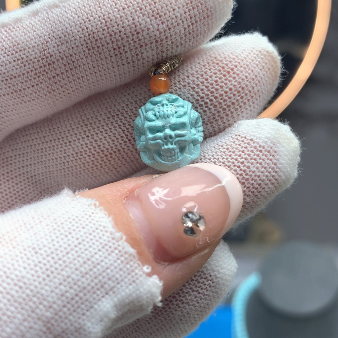 绿松石未镶嵌挂件