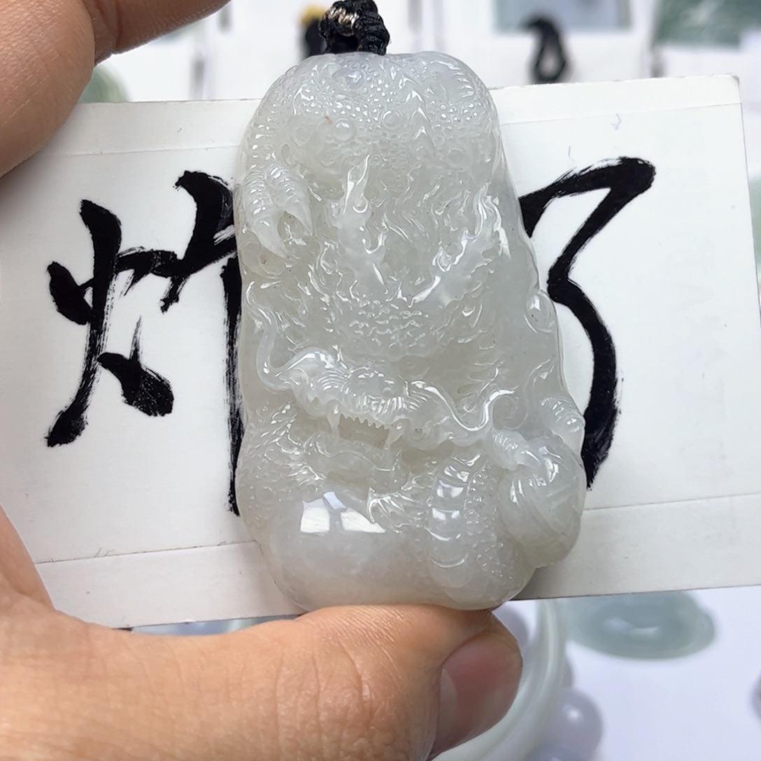 翡翠颈饰未镶嵌缅甸翡翠