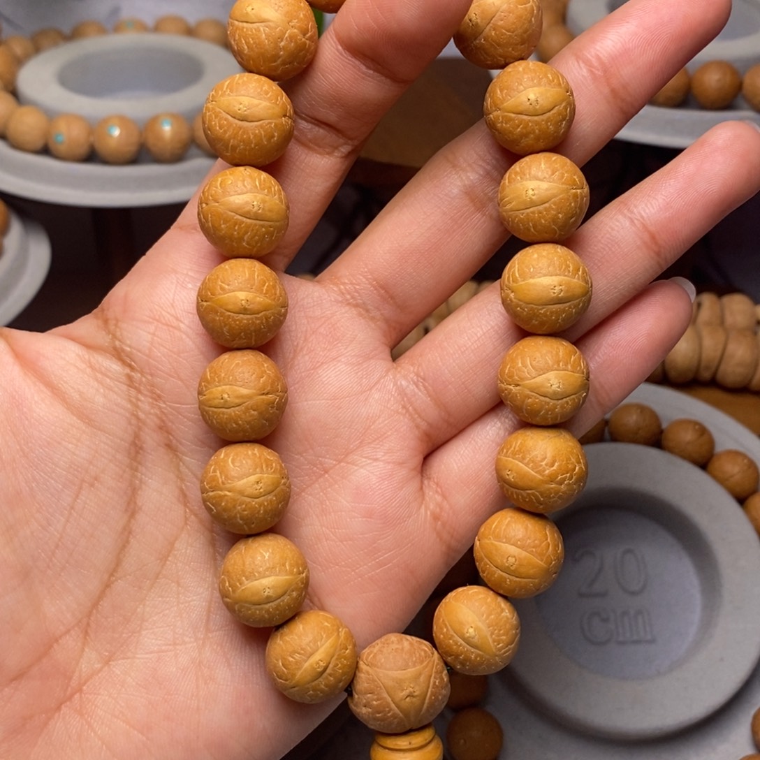 凤眼菩提吊坠手串