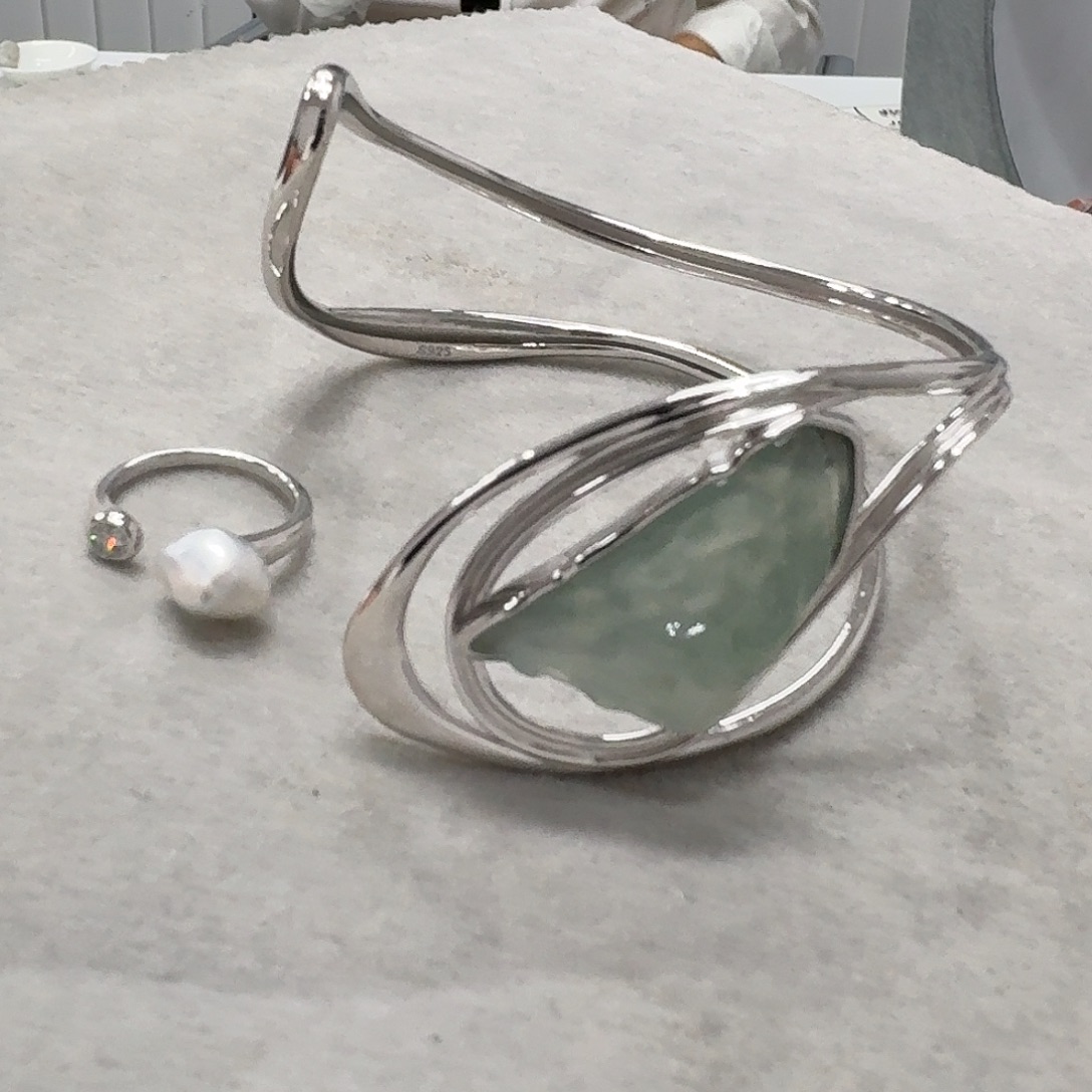 闫***银S925镶嵌海水珍珠戒指