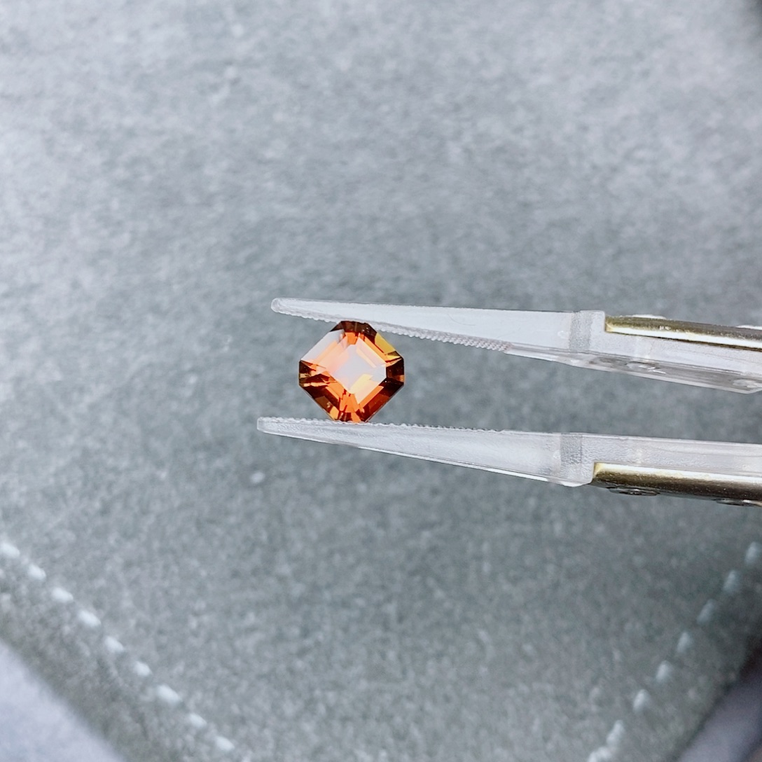 碧玺珠宝半成品未镶嵌1.7ct 落日色