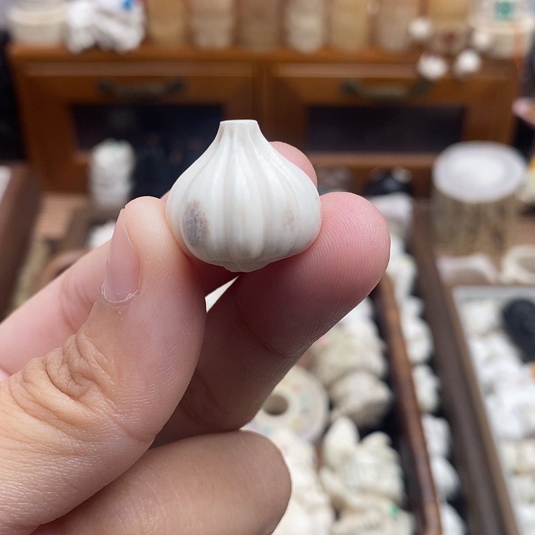 鹿骨把件c28蒜头