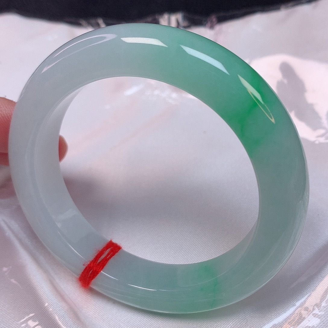 翡翠手镯未镶嵌55 翡翠手镯