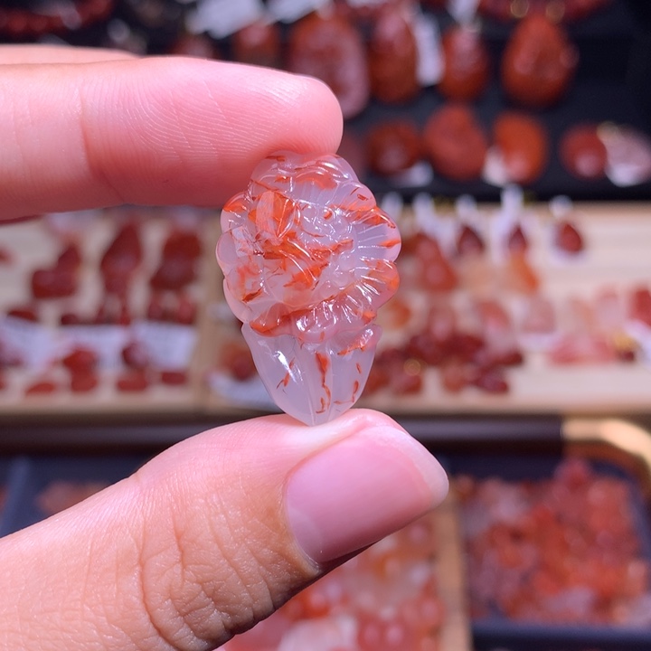 南红玛瑙未镶嵌珠宝半成品向日葵