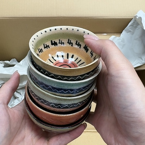 努***一瓷器。瓷器 瓷器。 