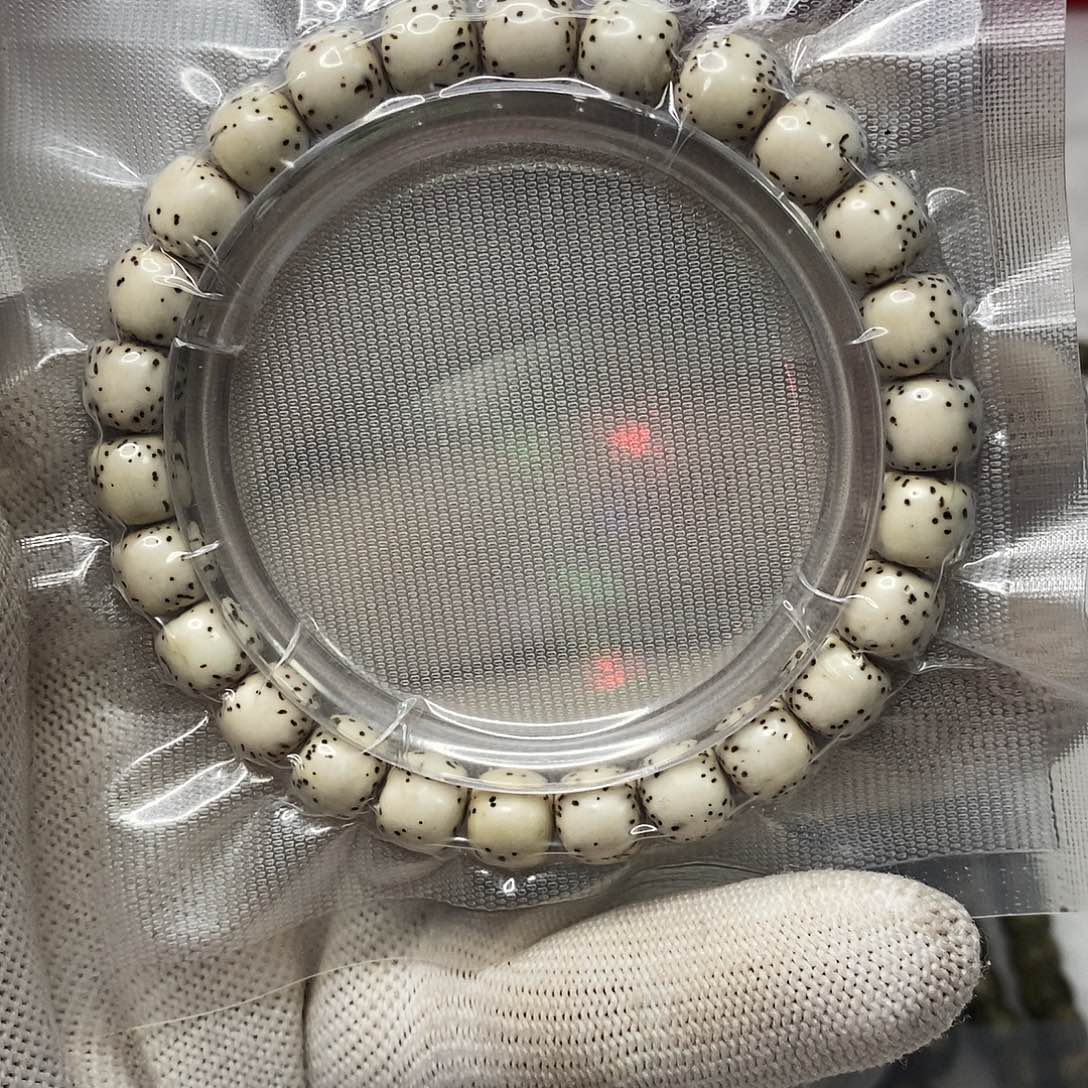 星月菩提手串原白河豚033