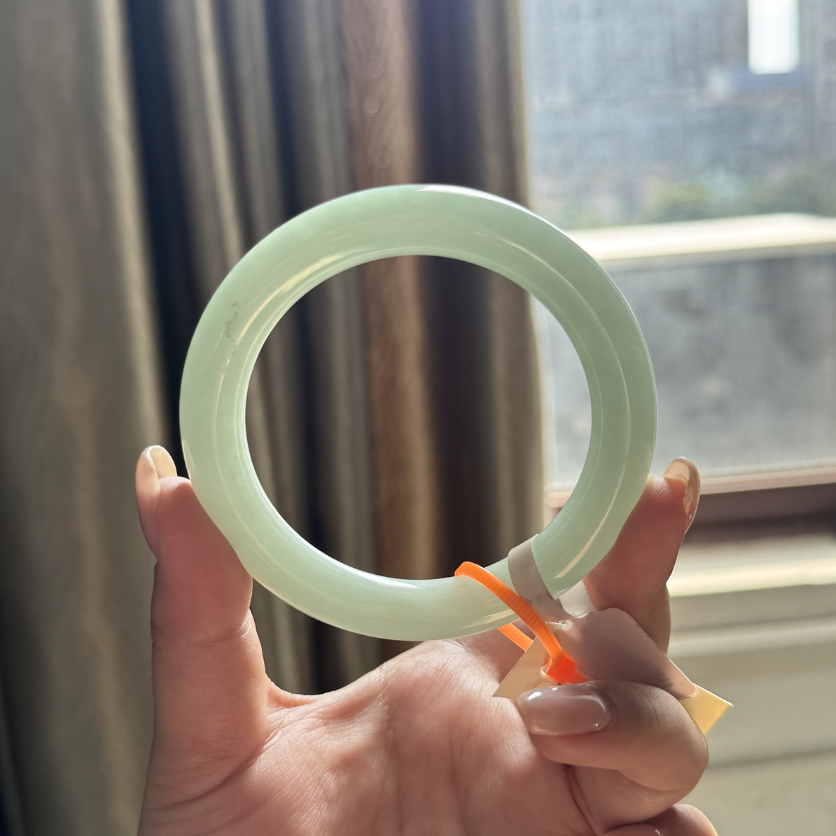 天然A货翡翠58圆条双10葡萄肉有种水有颜色种老肉细，完美