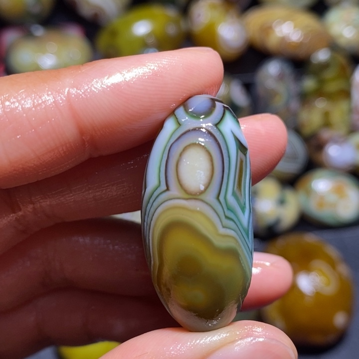 玛瑙/玉髓珠宝奇石未镶嵌