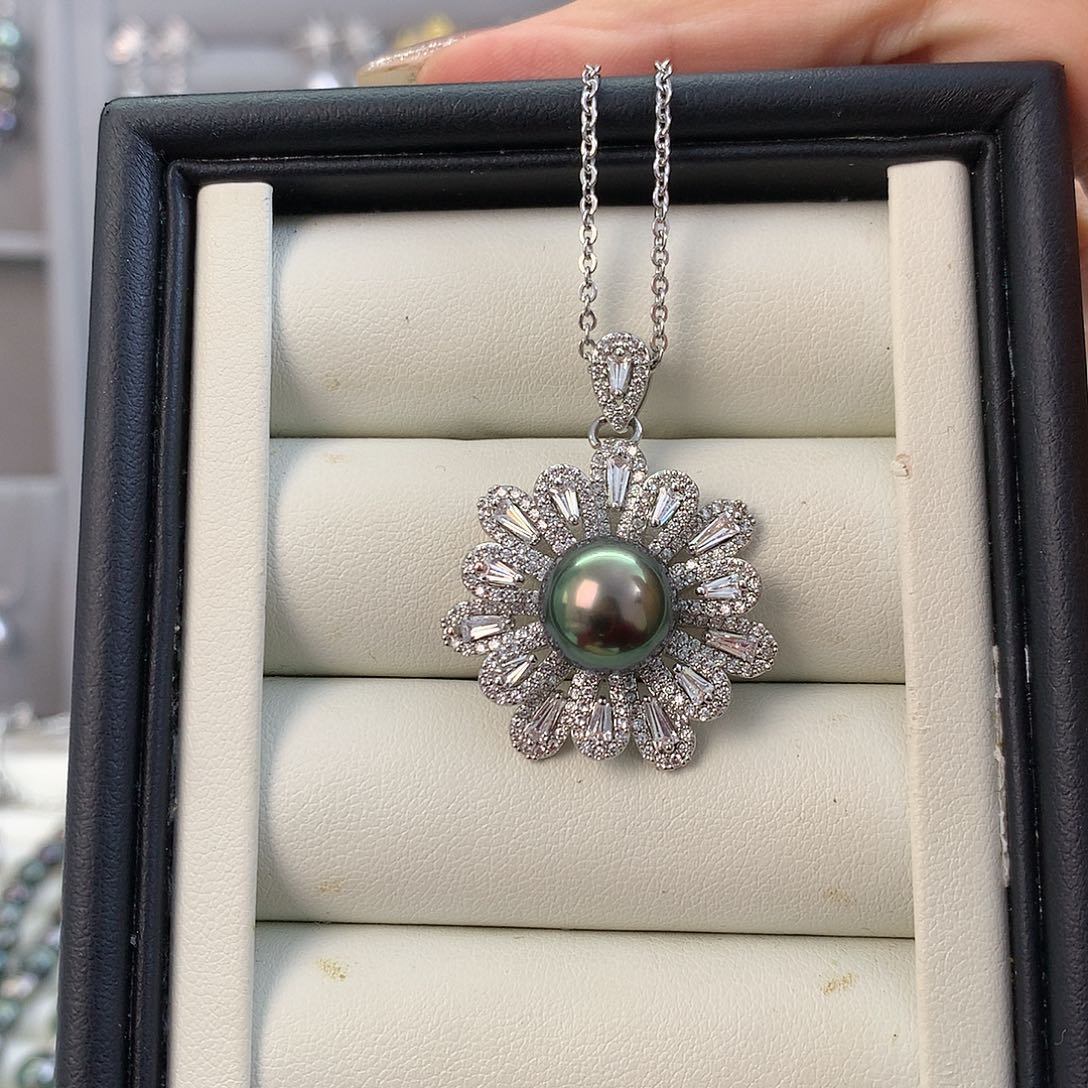 【闪购商品】海水珍珠吊坠(赠链)合金