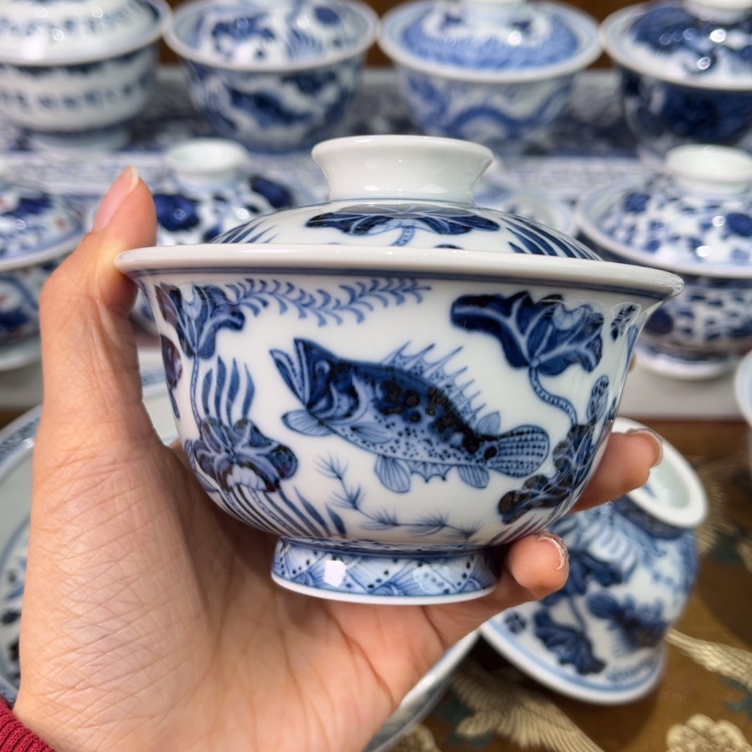 盖碗。。。。。。。。。。。。。。。