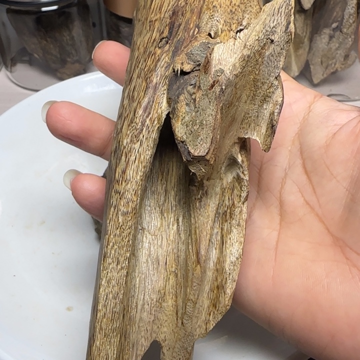 美***人木手工艺高山虫漏香84克