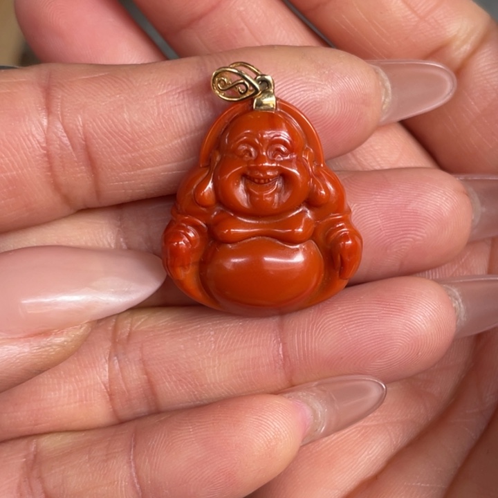 暮***揉南红玛瑙18K金镶嵌吊坠