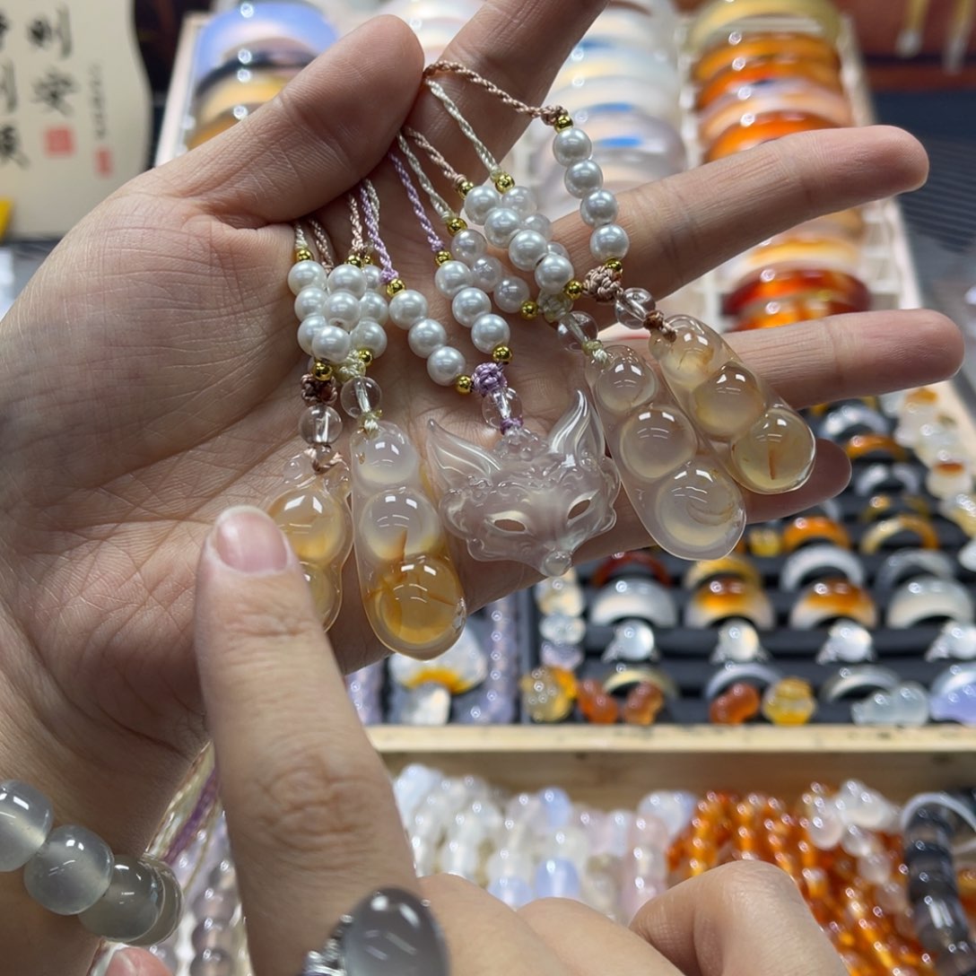 玛瑙/玉髓戒指未镶嵌小*Q