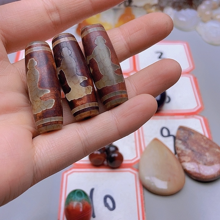 【闪购商品】未镶嵌玛瑙/玉髓珠宝半成品然**物