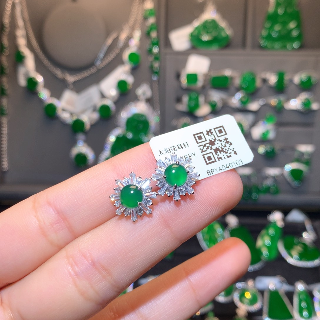 翡翠耳饰银S925镶嵌蛋面