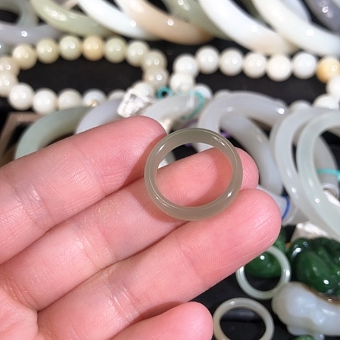 和田玉戒指未镶嵌