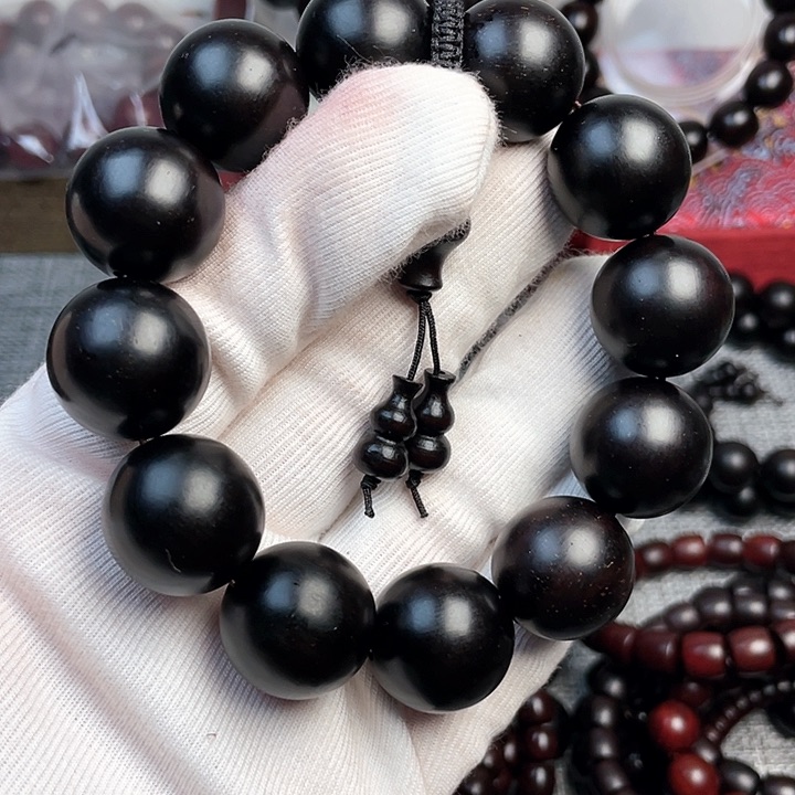 檀香紫檀（小叶紫檀）锋*