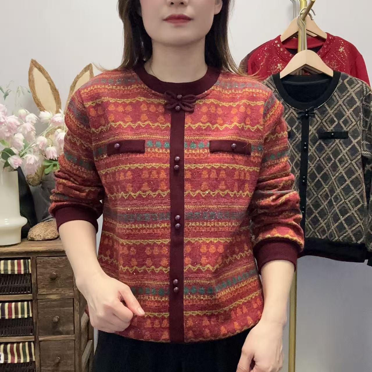 【丽姐家】秋冬加绒加厚圆领妈妈装宽松百搭女士上衣