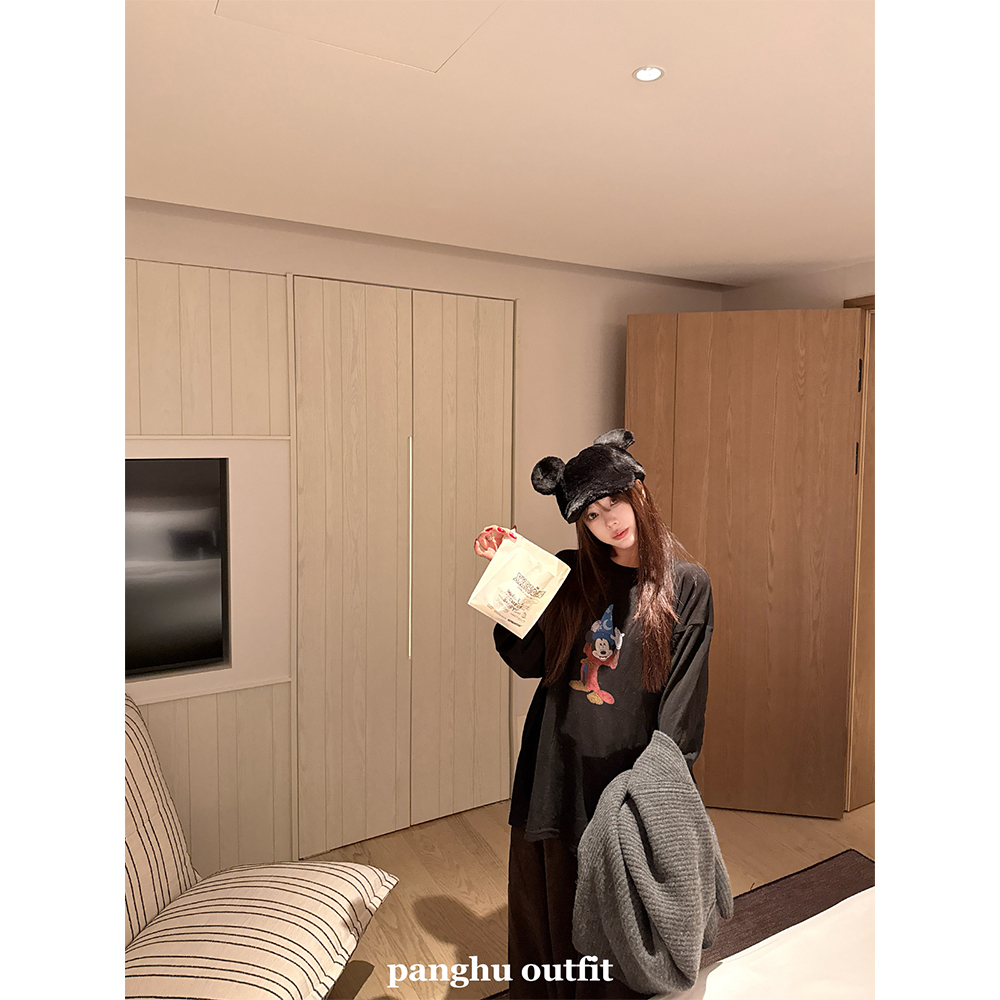 panghu2025FW【vintage】ins风魔法师米奇卡通印花长袖百搭T恤女