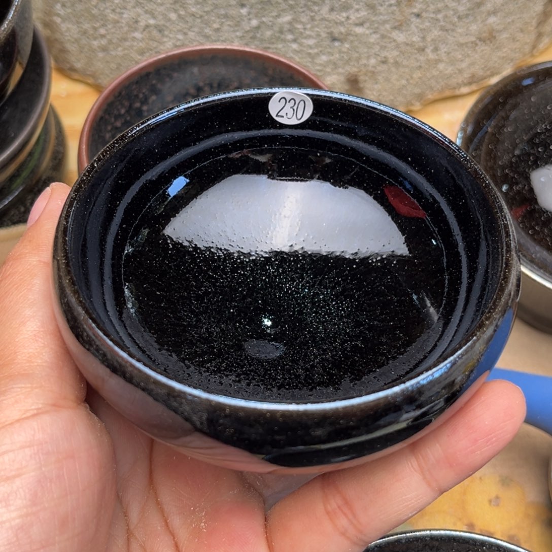 茶盏义兴龙窑坚持真柴烧