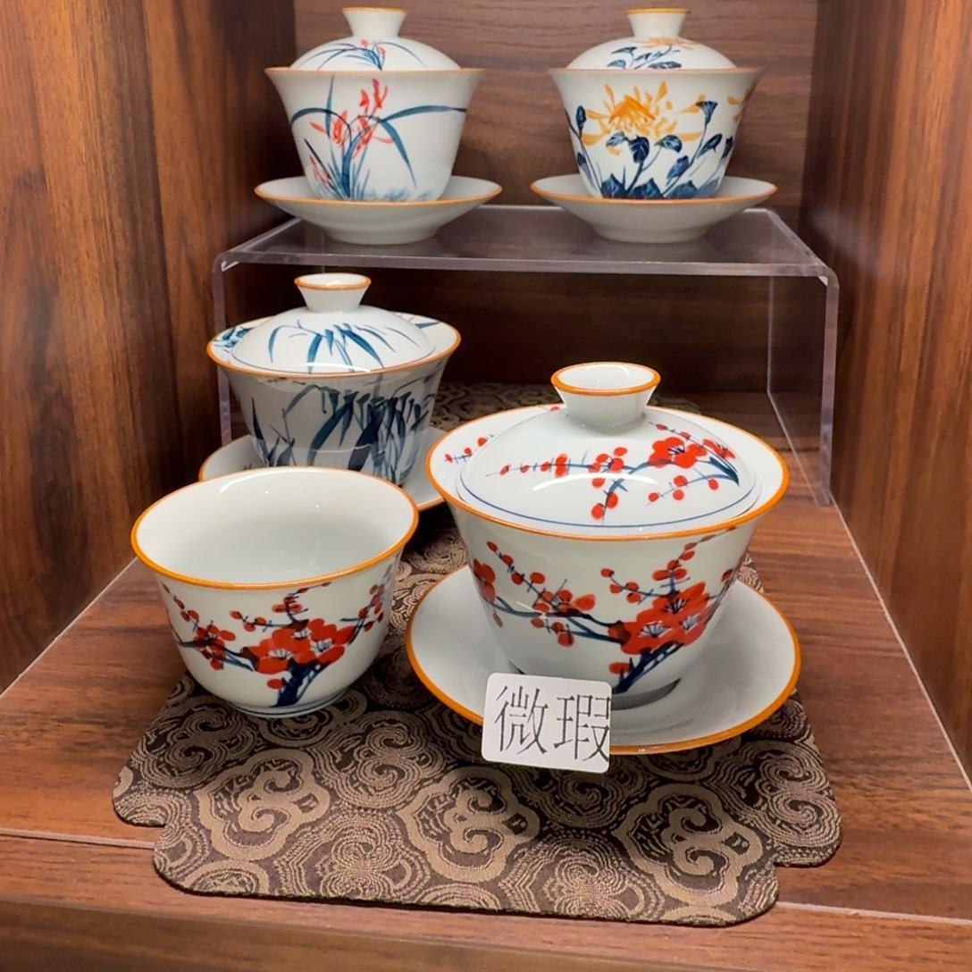 釉下手绘茶具微瑕